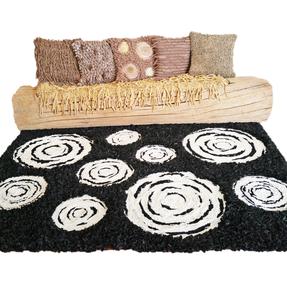 Satay wood slice rug
